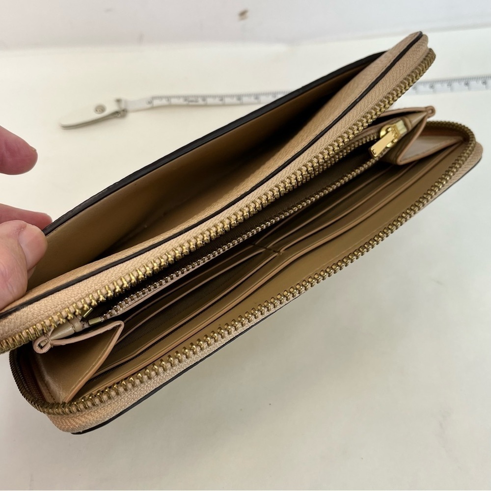 Coach Long Zip Around Accordion Wallet Tan Taupe Pebbled Leather Gold Hardware - Picture 3 of 10